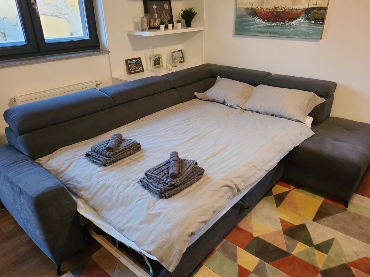Modern 4-Star Luxury Apt - Wfh Ready, Free Parking Zagreb Exterior photo